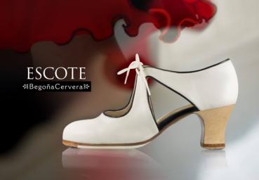 Flamencoschuhe von Begoña Cervera Model Escote M64 Individuell