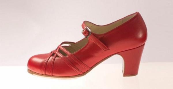 Flamenco shoes by Begoña Cervera Model Calado M15 Individuell