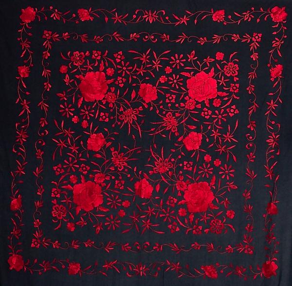 Flamenco professional Manton silk hand embroidered black / red  